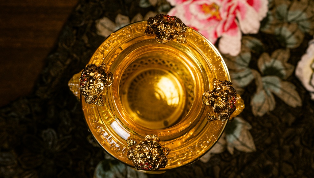 四方纳财聚宝盆Four-Directions Treasure Bowl